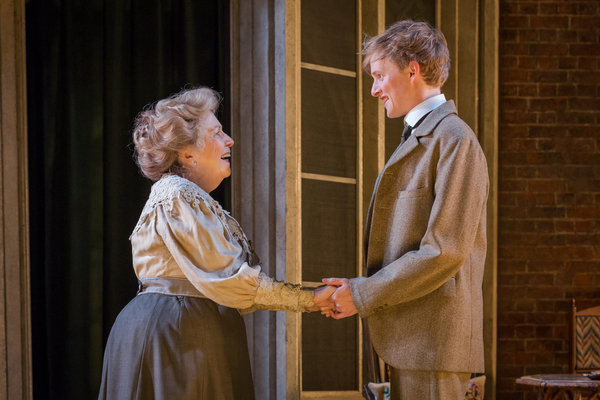 Photo Flash: It's Oscar Wilde Season at Classic Spring - A Look at A WOMAN OF NO IMPORTANCE Image