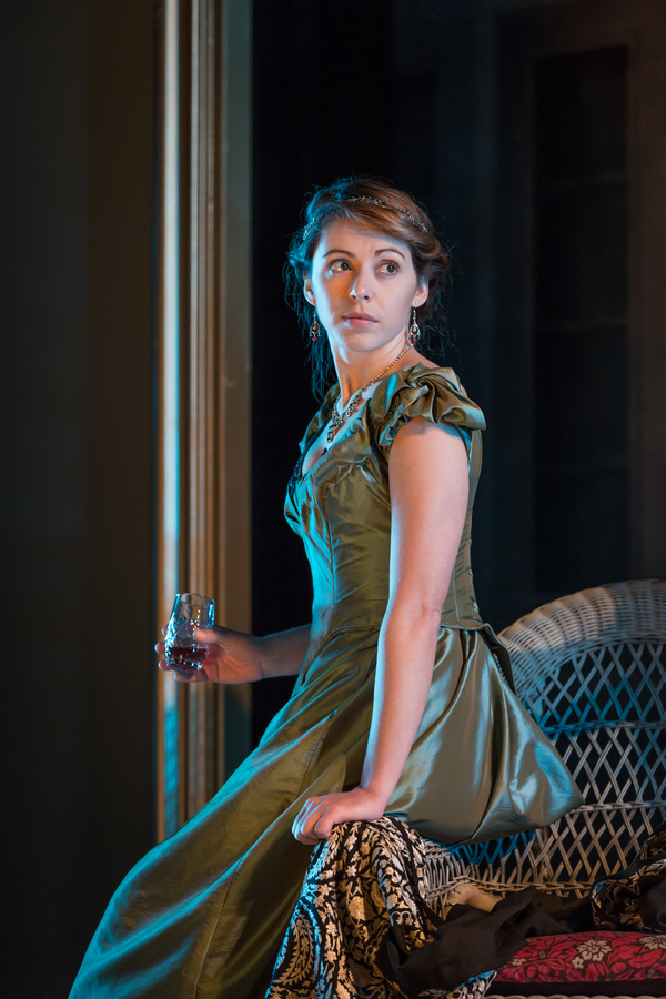 Photo Flash: It's Oscar Wilde Season at Classic Spring - A Look at A WOMAN OF NO IMPORTANCE Image