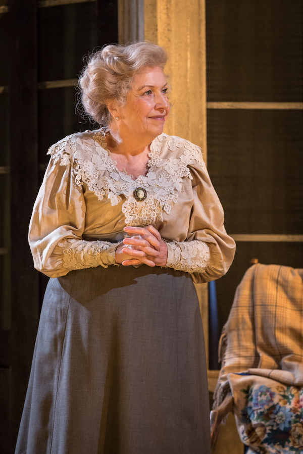 Photo Flash: It's Oscar Wilde Season at Classic Spring - A Look at A WOMAN OF NO IMPORTANCE Image