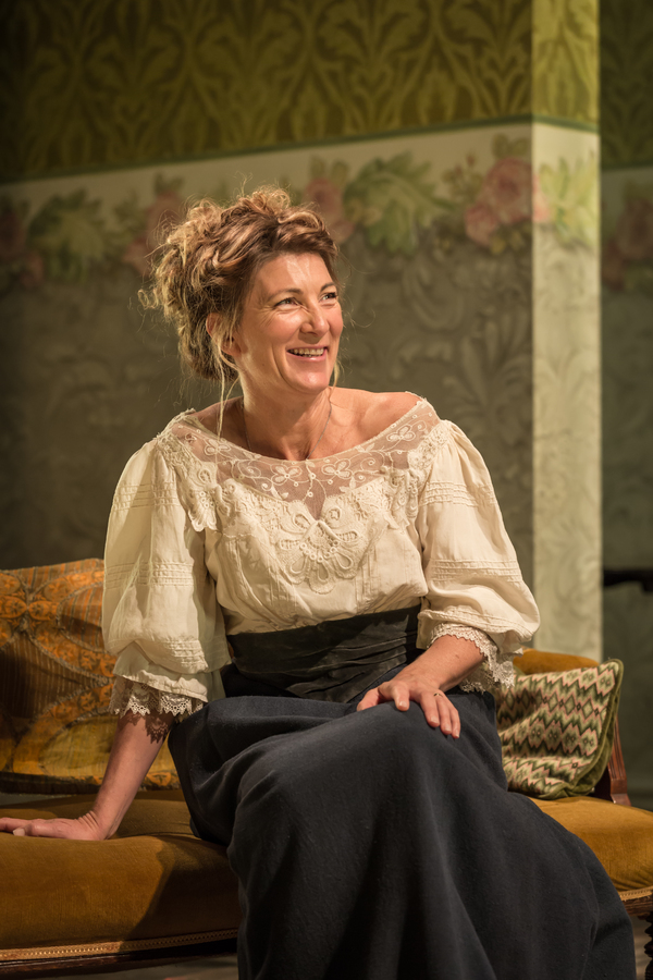 Photo Flash: It's Oscar Wilde Season at Classic Spring - A Look at A WOMAN OF NO IMPORTANCE Image