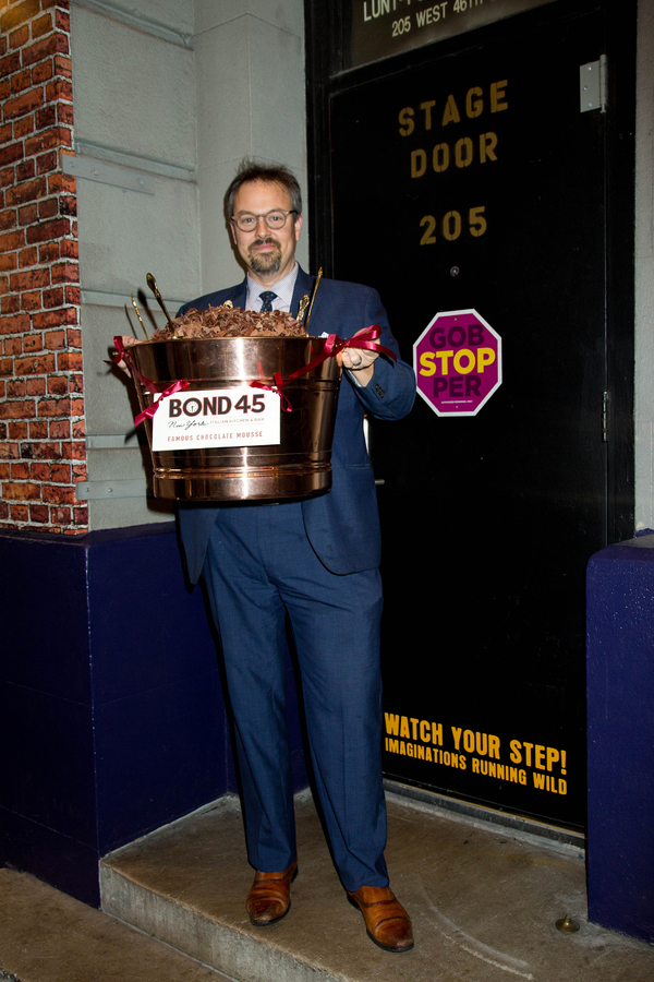 Photo Coverage: CHARLIE AND THE CHOCOLATE FACTORY Celebrates 200 Performances with a Mountain of Mousse! Image