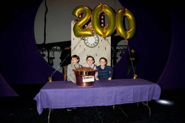 Photo Coverage: CHARLIE AND THE CHOCOLATE FACTORY Celebrates 200 Performances with a Mountain of Mousse! Image