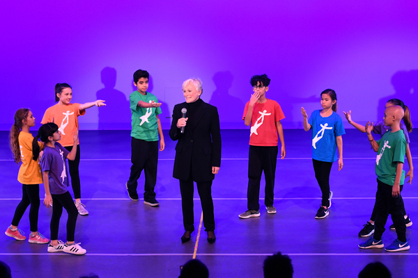 Photo Flash: Glenn Close, Norm Lewis and More Perform at National Dance Institute's Fall Benefit Image