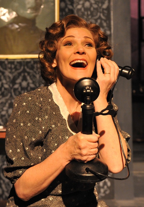 Photo Flash: Sierra Rep Presents THE GLASS MENAGERIE Image