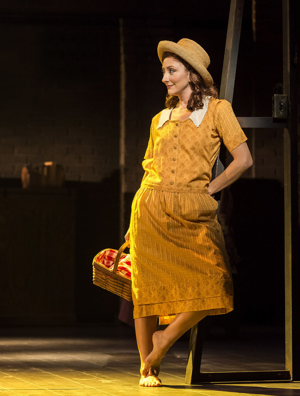 EXCLUSIVE: First Look at Carmen Cusack and Company in BRIGHT STAR Onstage in Los Angeles Image