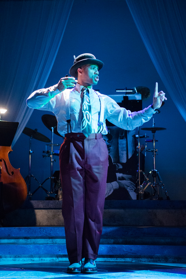 Photo Flash: AIN'T MISBEHAVIN' Kicks Off 42nd Street Moon's 25th Season Image
