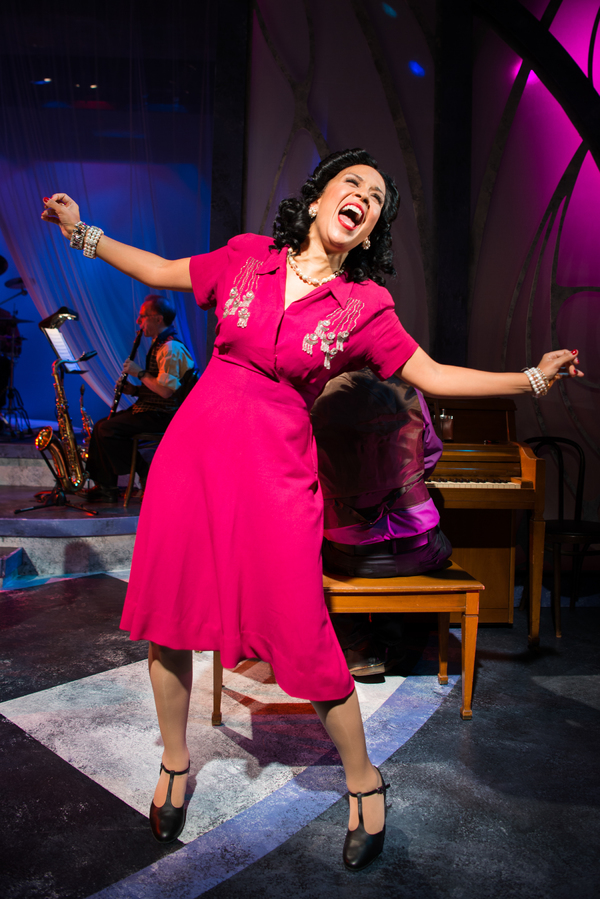 Photo Flash: AIN'T MISBEHAVIN' Kicks Off 42nd Street Moon's 25th Season Image