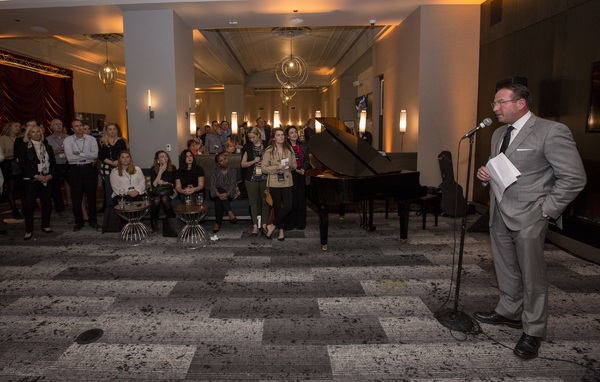 Photos: Les Misérables Cast Performs at Cambria Chicago Loop – Theatre District Grand Opening Image