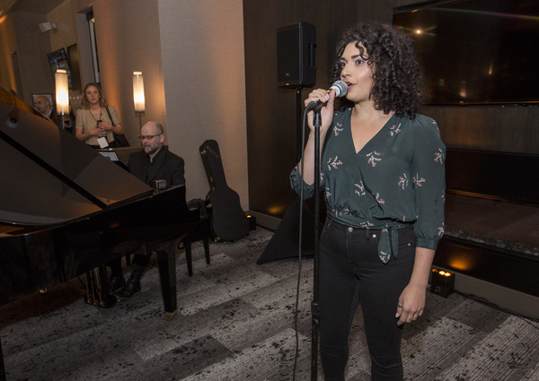 Photos: Les Misérables Cast Performs at Cambria Chicago Loop – Theatre District Grand Opening Image