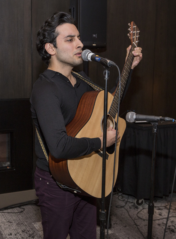 Photos: Les Misérables Cast Performs at Cambria Chicago Loop – Theatre District Grand Opening Image