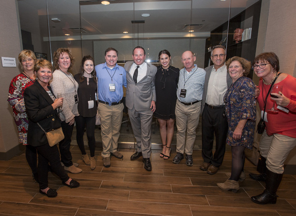 Photos: Les Misérables Cast Performs at Cambria Chicago Loop – Theatre District Grand Opening Image