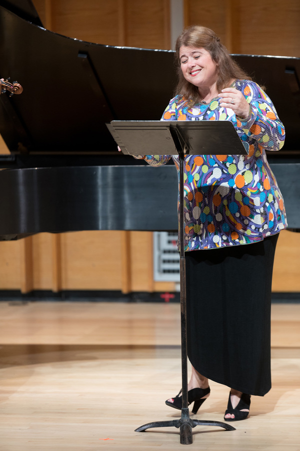 Soprano Allison Charney concludes concert program with PREformancesâ€™ signature Photo