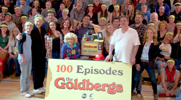 Photo: ABC's THE GOLDBERGS Celebrates 100th Episode Image