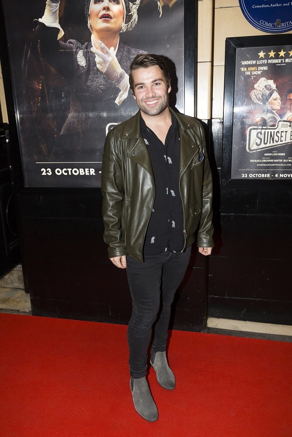 Photo Flash: Stars Turn Out For SUNSET BOULEVARD Opening Night Image