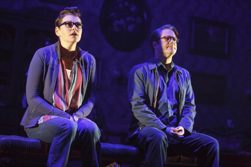 Review: FUN HOME Tour Is Sharply Drawn Image