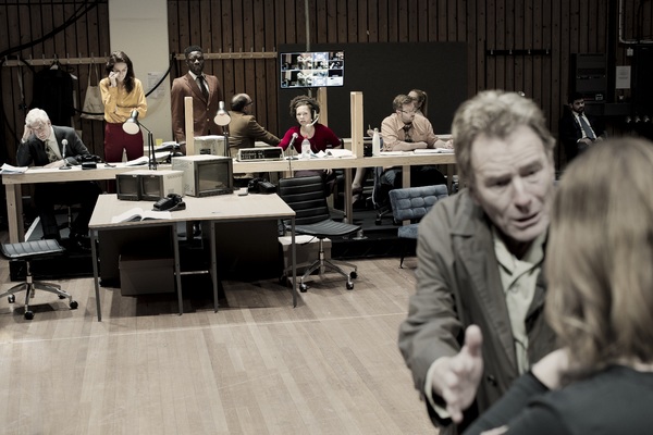 Photo Flash: Inside Rehearsals with Bryan Cranston, Michelle Dockery, and Cast of NETWORK at National Theatre Image