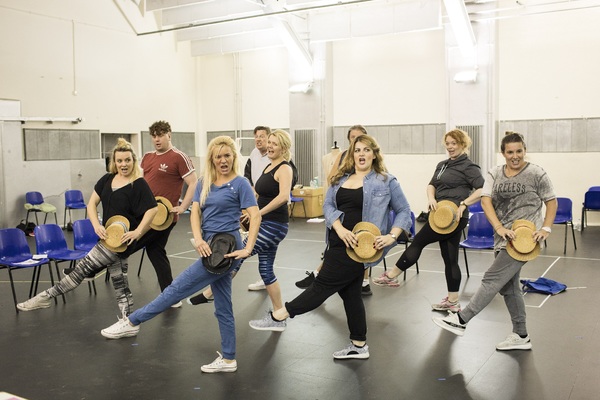 Photo Flash: Freddie Flintoff, Sam Bailey and Natasha Hamilton in Rehearsal for FAT FRIENDS THE MUSICAL 