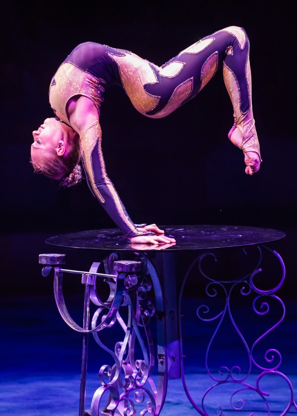 Photo Flash: First Look - BIG APPLE CIRCUS Returns with Death-Defying Acrobatics, Clowns, Rollerskates and More! 