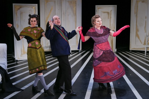 Photo Flash: THE GOVERNMENT INSPECTOR Comes to Seattle Shakespeare Company Image