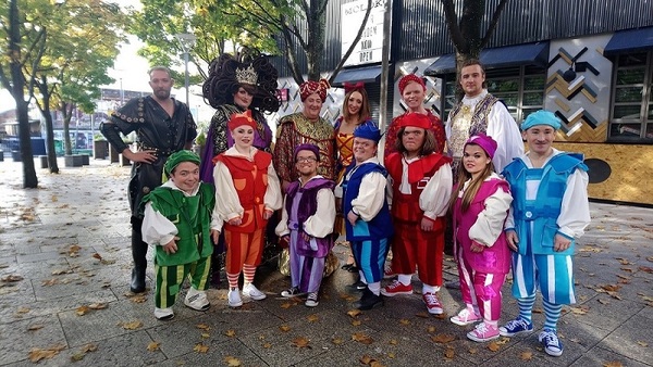 Photo Flash: It'll Be a White Christmas! Panto Stars Launch SNOW WHITE at St Helens Theatre Royal 