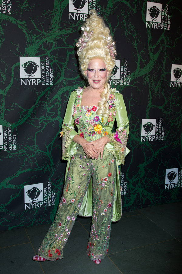 Photo Coverage: HELLO, DOLLY! Cast Dresses Up for Bette Midler's Hulaween! Image