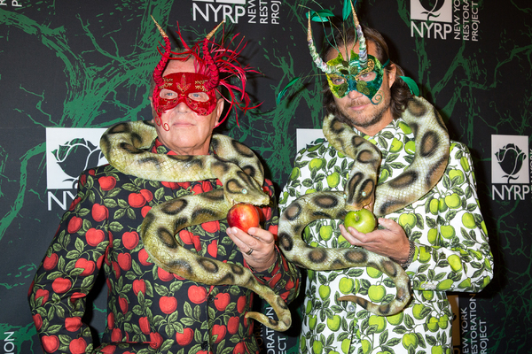 Photo Coverage: HELLO, DOLLY! Cast Dresses Up for Bette Midler's Hulaween! Image