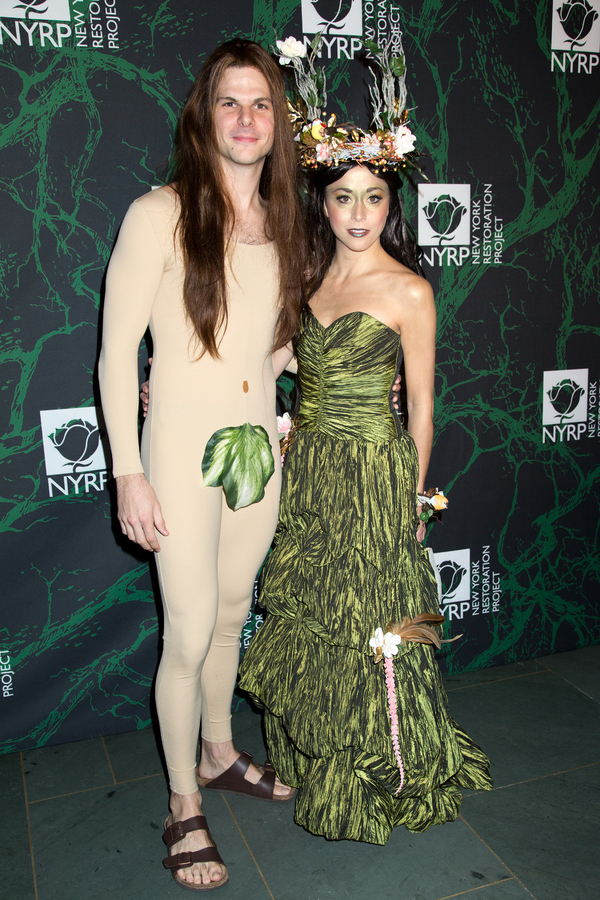 Photo Coverage: HELLO, DOLLY! Cast Dresses Up for Bette Midler's Hulaween! Image