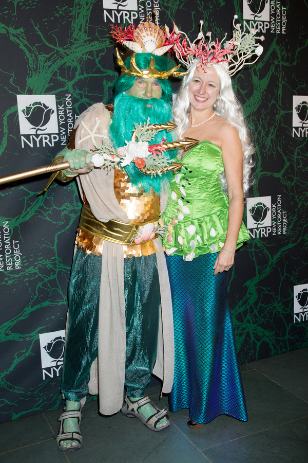 Photo Coverage: HELLO, DOLLY! Cast Dresses Up for Bette Midler's Hulaween! Image