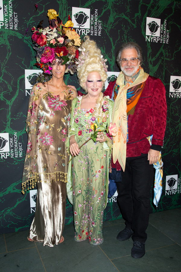 Photo Coverage: HELLO, DOLLY! Cast Dresses Up for Bette Midler's Hulaween! Image