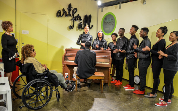 Photo Flash: Inside the Sing for Hope Piano Ribbon Cutting Ceremony with Roberta Flack and Vy Higginsen Image