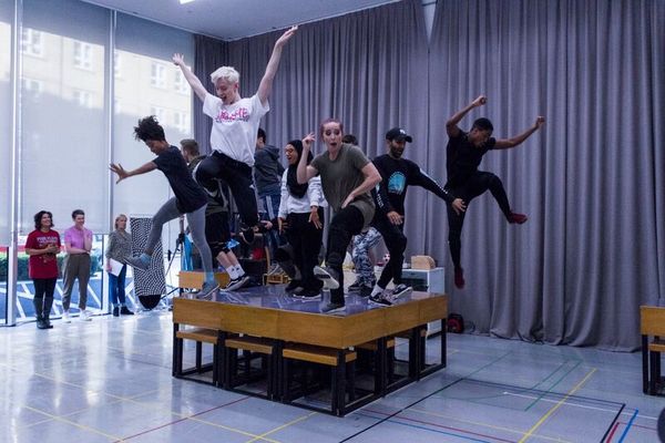 Photo Flash: In Rehearsal for EVERYBODY'S TALKING ABOUT JAMIE at the Apollo Theatre  Image