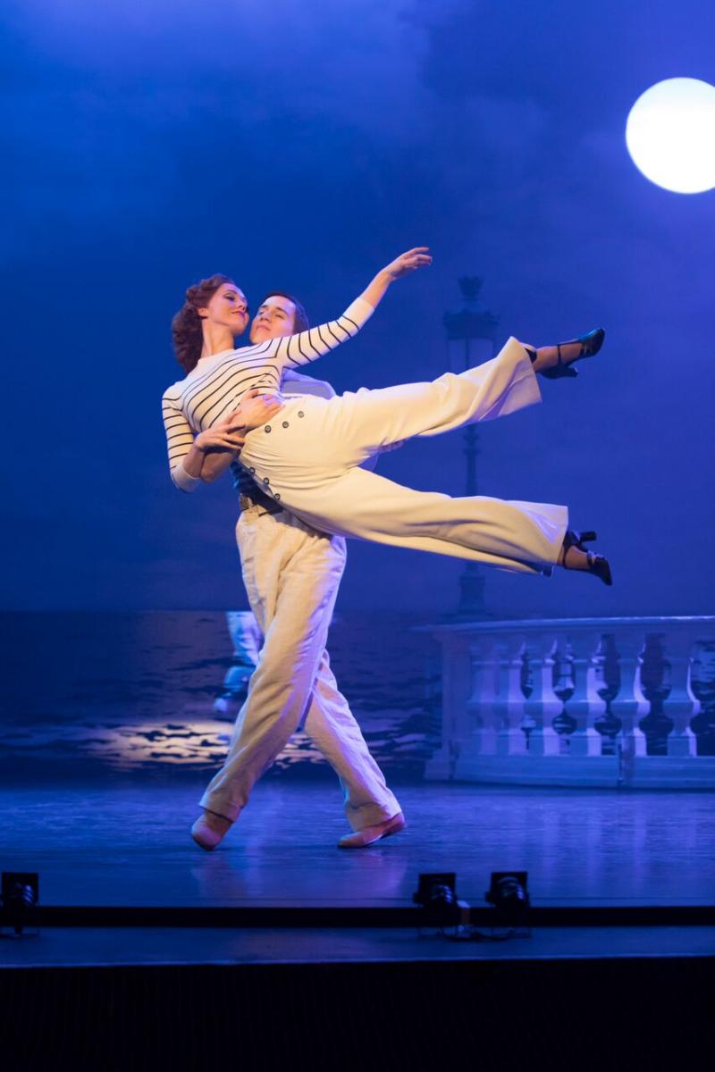 Review: Matthew Bourne Brings Screen Dance Classic THE RED SHOES To The Stage Image