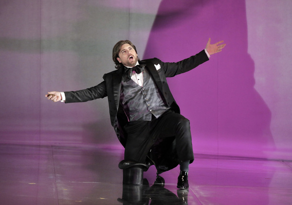 Photo Flash: San Francisco Opera Stages Reimagined MANON Image