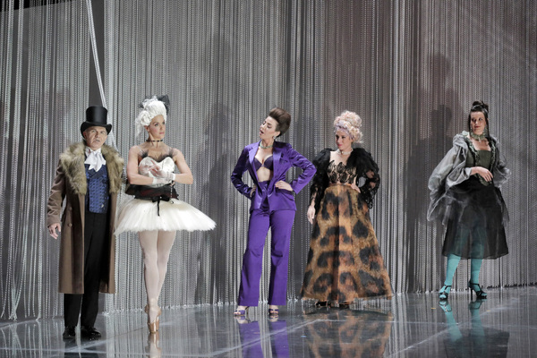 Photo Flash: San Francisco Opera Stages Reimagined MANON Image