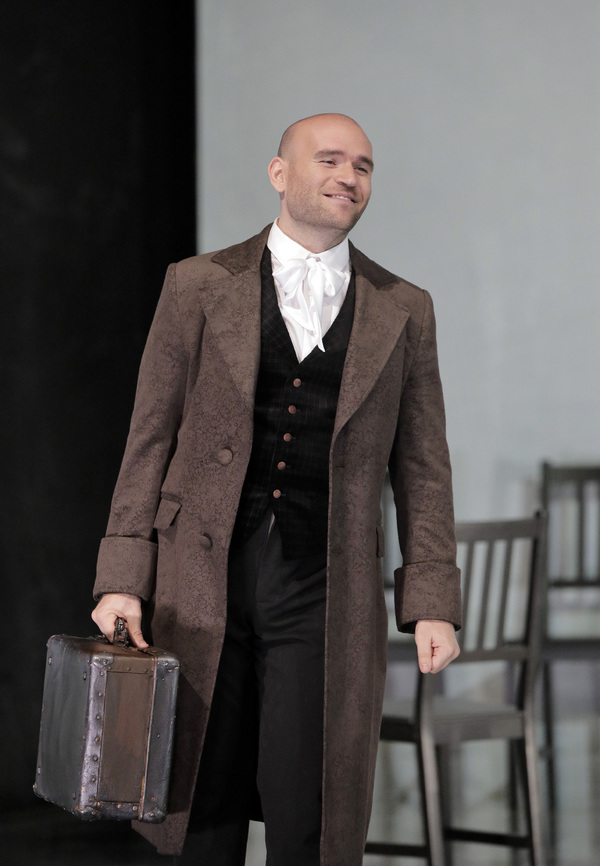 Photo Flash: San Francisco Opera Stages Reimagined MANON Image