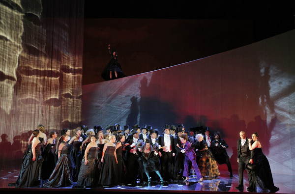 Photo Flash: San Francisco Opera Stages Reimagined MANON Image