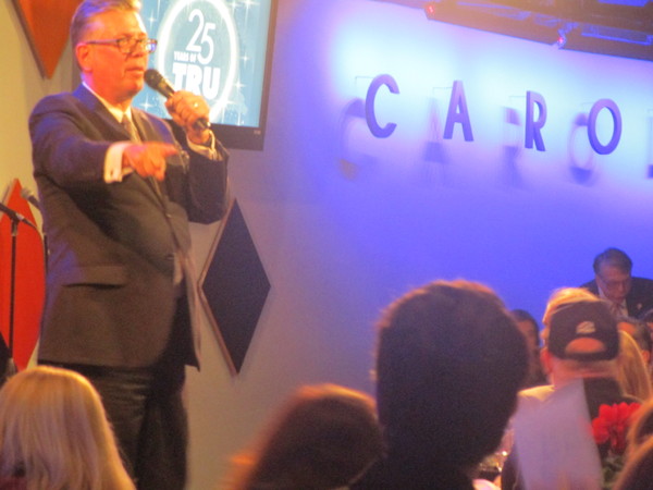 Photo Coverage: TRU Annual Benefit, Featuring Robert Cuccioli and Jana Robbins Image
