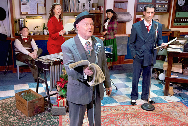 Photo Flash: See The Cast of IT'S A WONDERFUL LIFE: A LIVE RADIO PLAY At Walnut Street Theatre! 