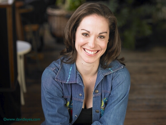 Stephanie Graham Photo