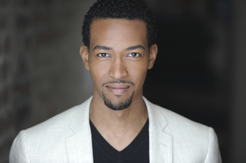 Aaron Moss Photo