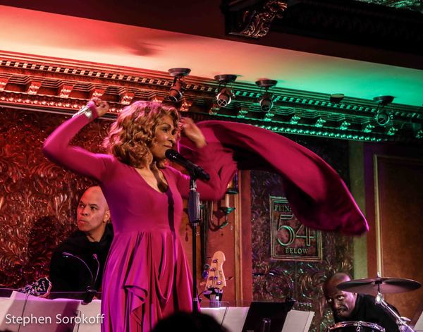 Photo Coverage: Vivian Reed Honored By The Mabel Mercer Foundation During Her Lena Horne Show at Feinstein's/54 Below Image