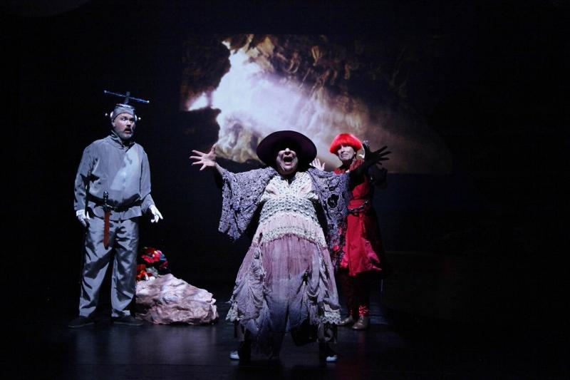 BWW Review: Everett Quinton is a Master of The Ridiculous in Charles Ludlam's CONQUEST OF THE UNIVERSE or WHEN QUEENS COLLIDE