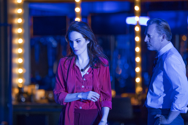 Photo Flash: First Look at Bryan Cranston in NETWORK at the National Theatre Image