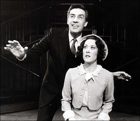 Interview: Karen Ziemba of IRVING BERLIN'S WHITE CHRISTMAS Tour Image