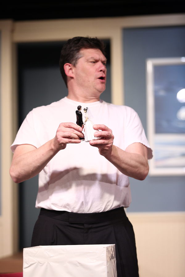 Photo Flash: First Look at ONE SLIGHT HITCH at South Bend Civic Theatre Image