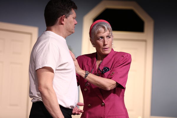 Photo Flash: First Look at ONE SLIGHT HITCH at South Bend Civic Theatre Image