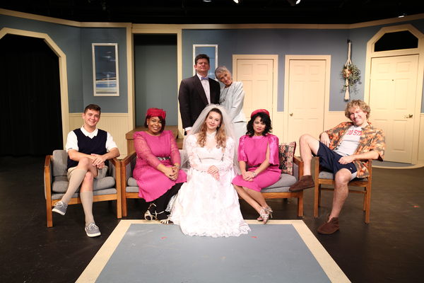 Photo Flash: First Look at ONE SLIGHT HITCH at South Bend Civic Theatre Image