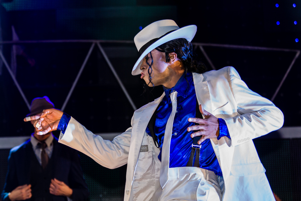 Photo Flash: First Look at the New Cast of THRILLER LIVE Image