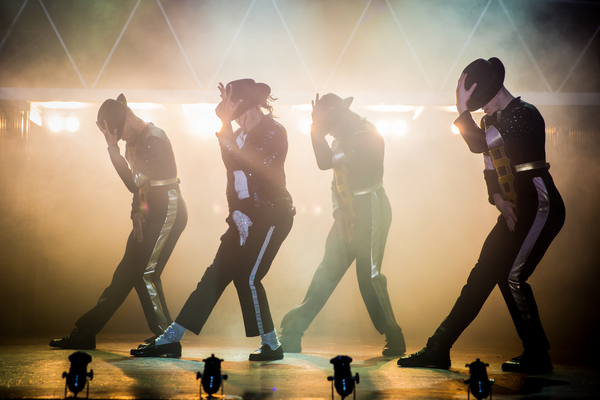 Photo Flash: First Look at the New Cast of THRILLER LIVE Image