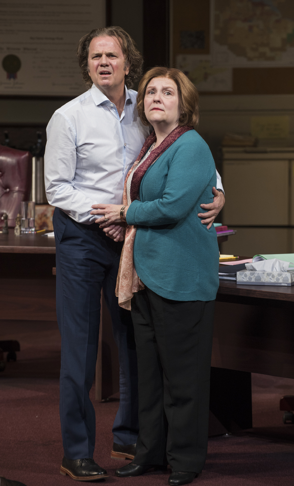 Photo Flash: First Look at THE MINUTES by Tracy Letts at Steppenwolf Image